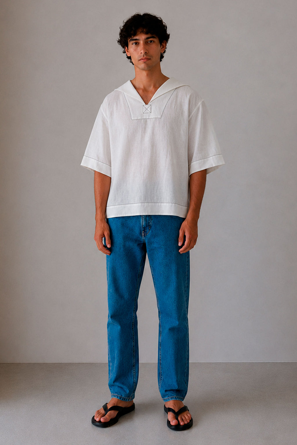 Camisa Norte blanca, vista frontal completa