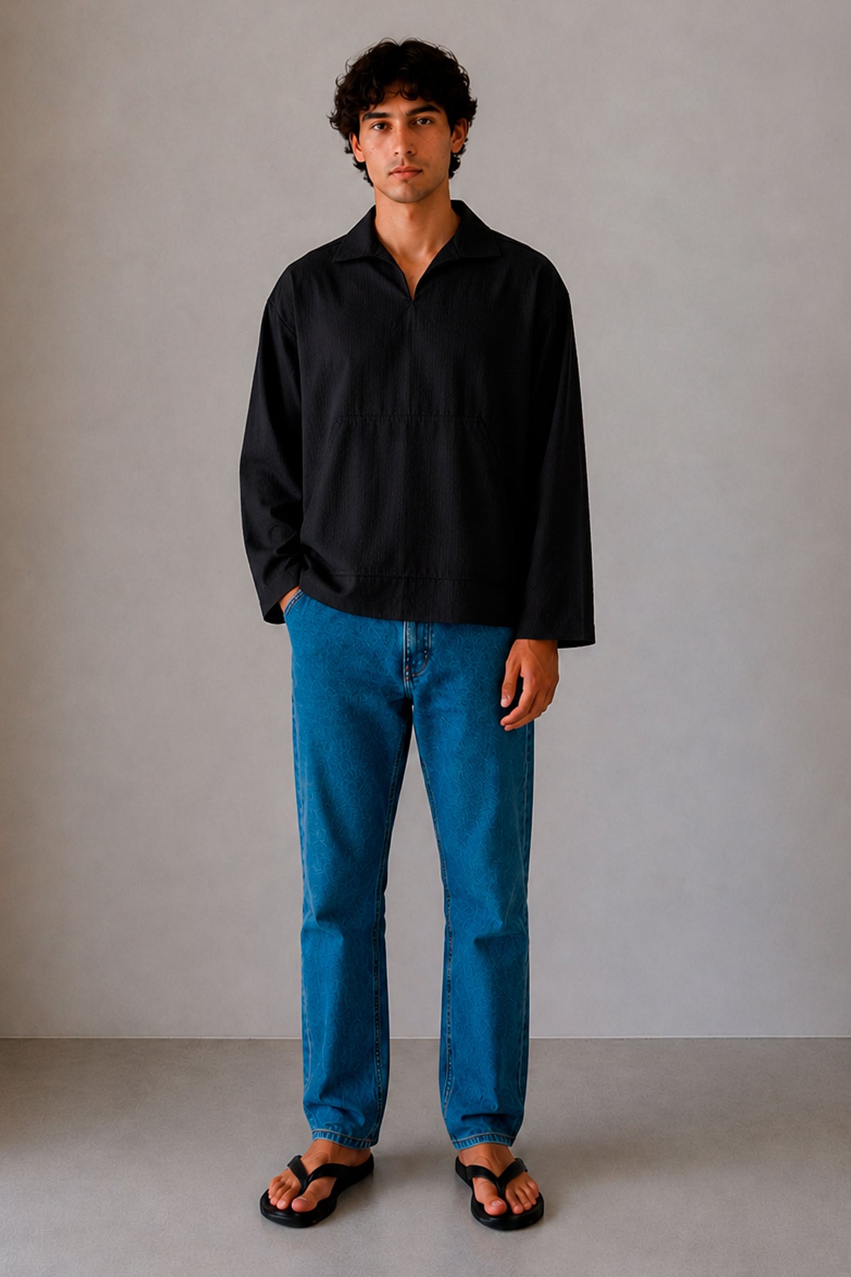 Camisa Portela negra, vista frontal completa